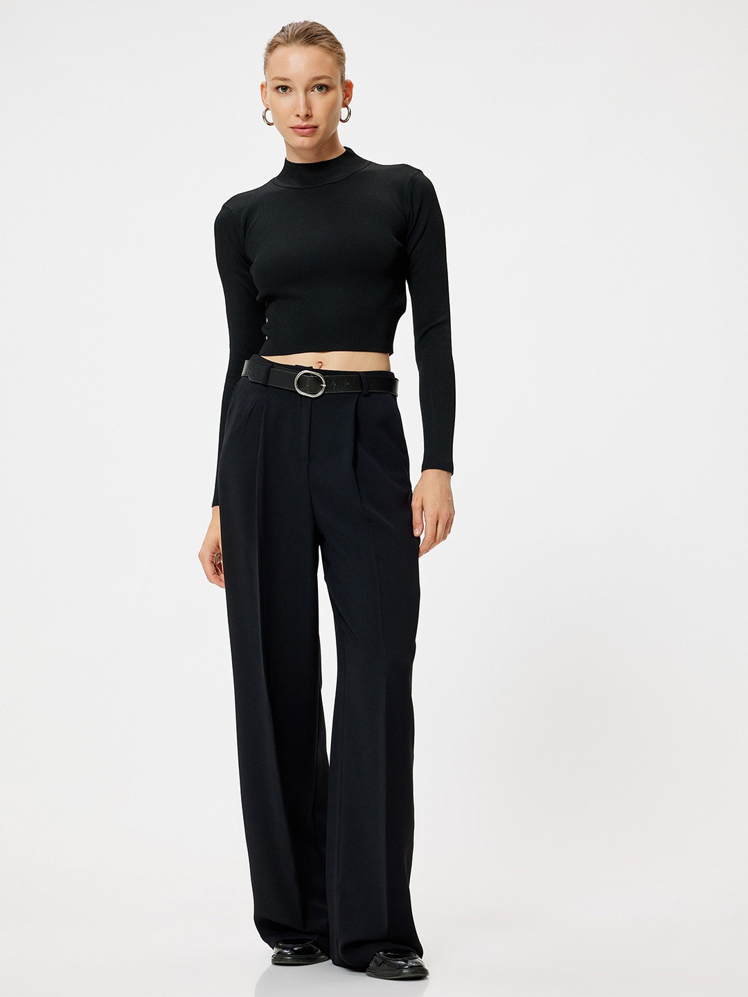

Koton Women Ribbed Crop Pullover, Black