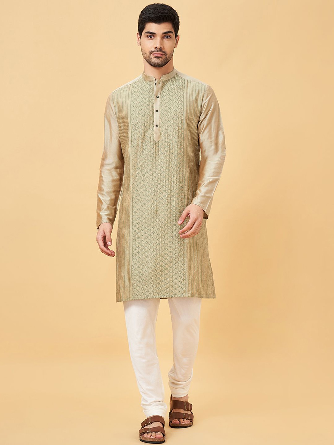 

indus route by Pantaloons Geometric Embroidered Thread Work Straight Kurta, Olive