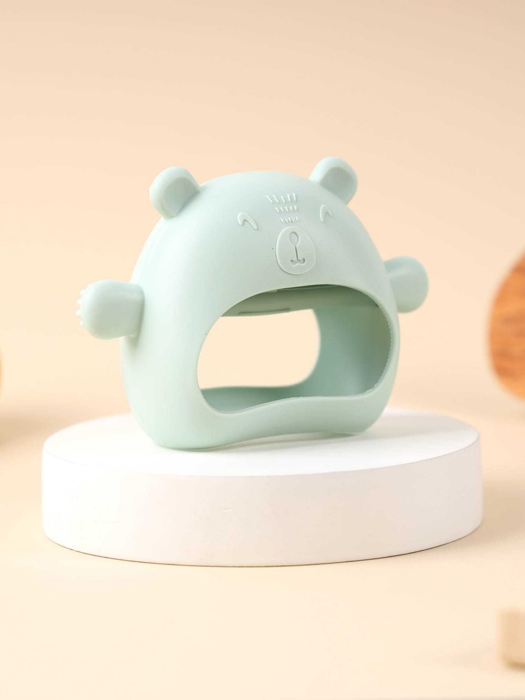 

KICKS & CRAWL Green Hand Teether