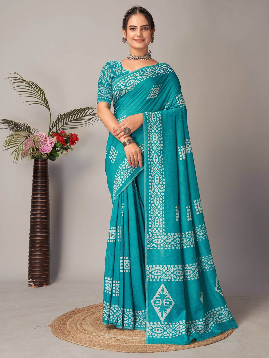 

Mitera Batik Pure Cotton Jamdani Saree, Blue