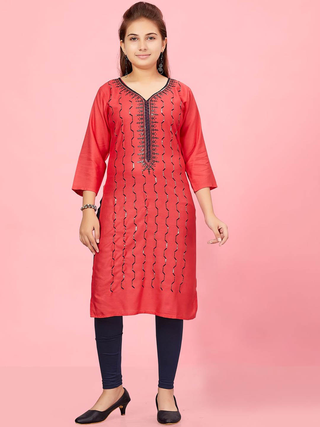 

BAESD Girls Geometric Embroidered Sequinned Cotton Straight Kurta, Red