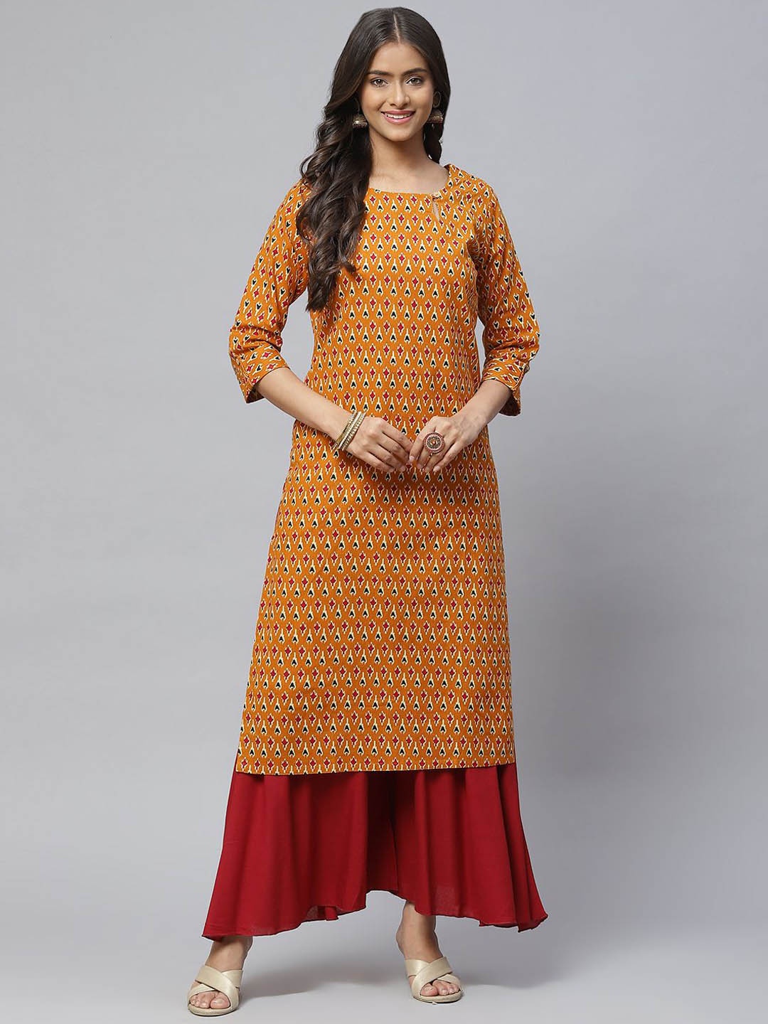 

BAESD Ethnic Motifs Printed Cotton Straight Kurta, Mustard