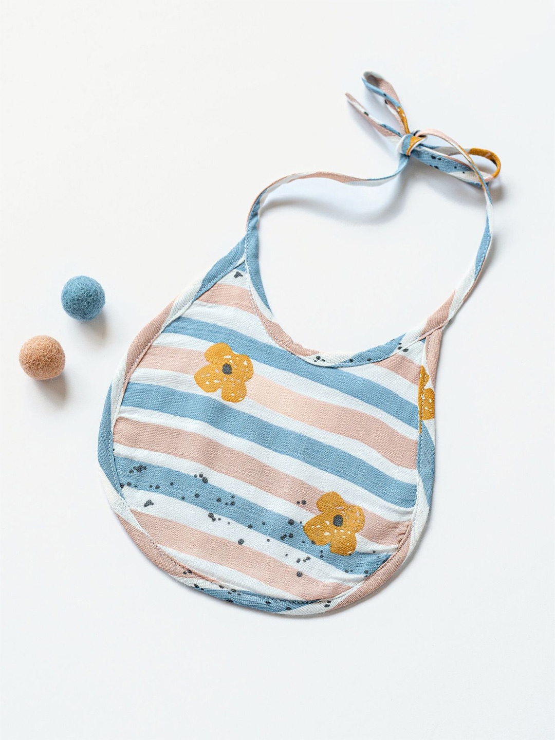 

cocoon care Infants Printed Muslin Bibs, White