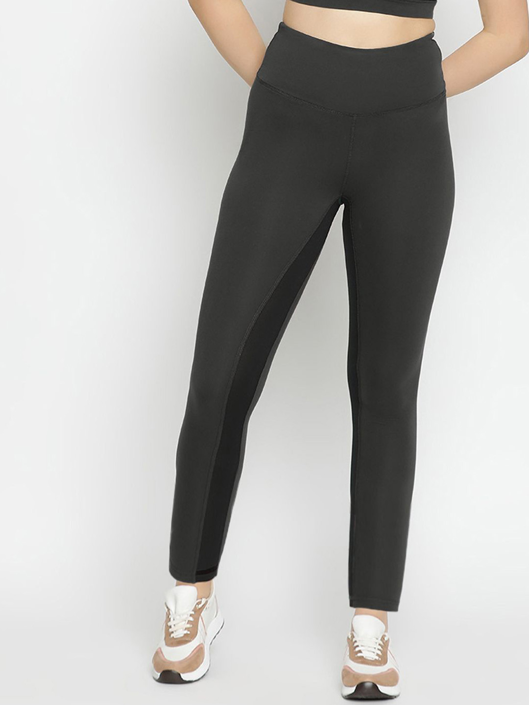 

Wearjukebox High-Rise Rapid-Dry Tights, Black