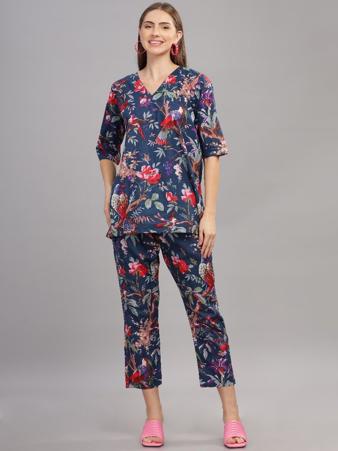 

THE VASILIKI Printed Pure Cotton Top & Trouser Co-Ords, Navy blue