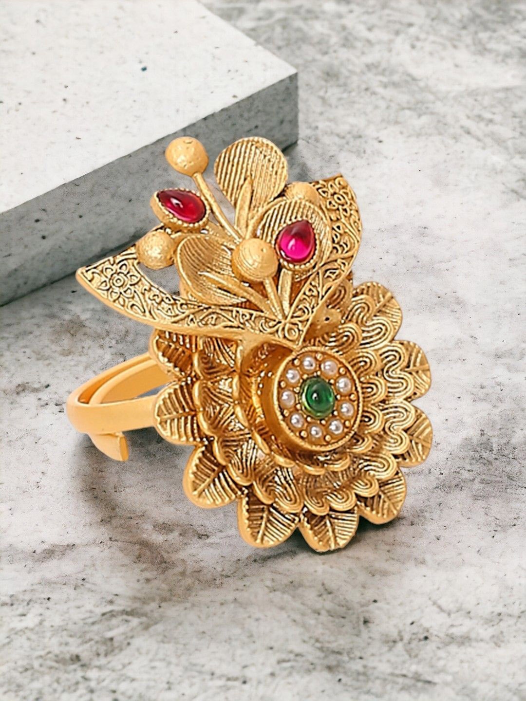 

Anouk Stone Studded Finger Ring, Gold