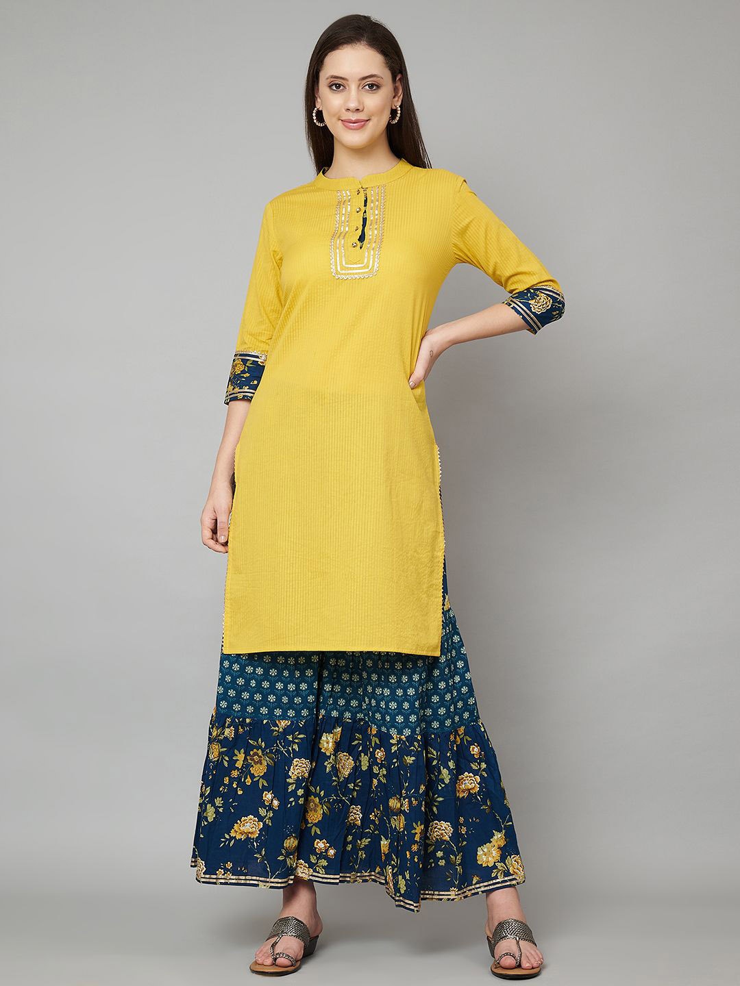 

FABRIC FITOOR Striped Mandarin Collar Gotta Patti Pure Cotton Straight Kurta with Palazzo, Yellow