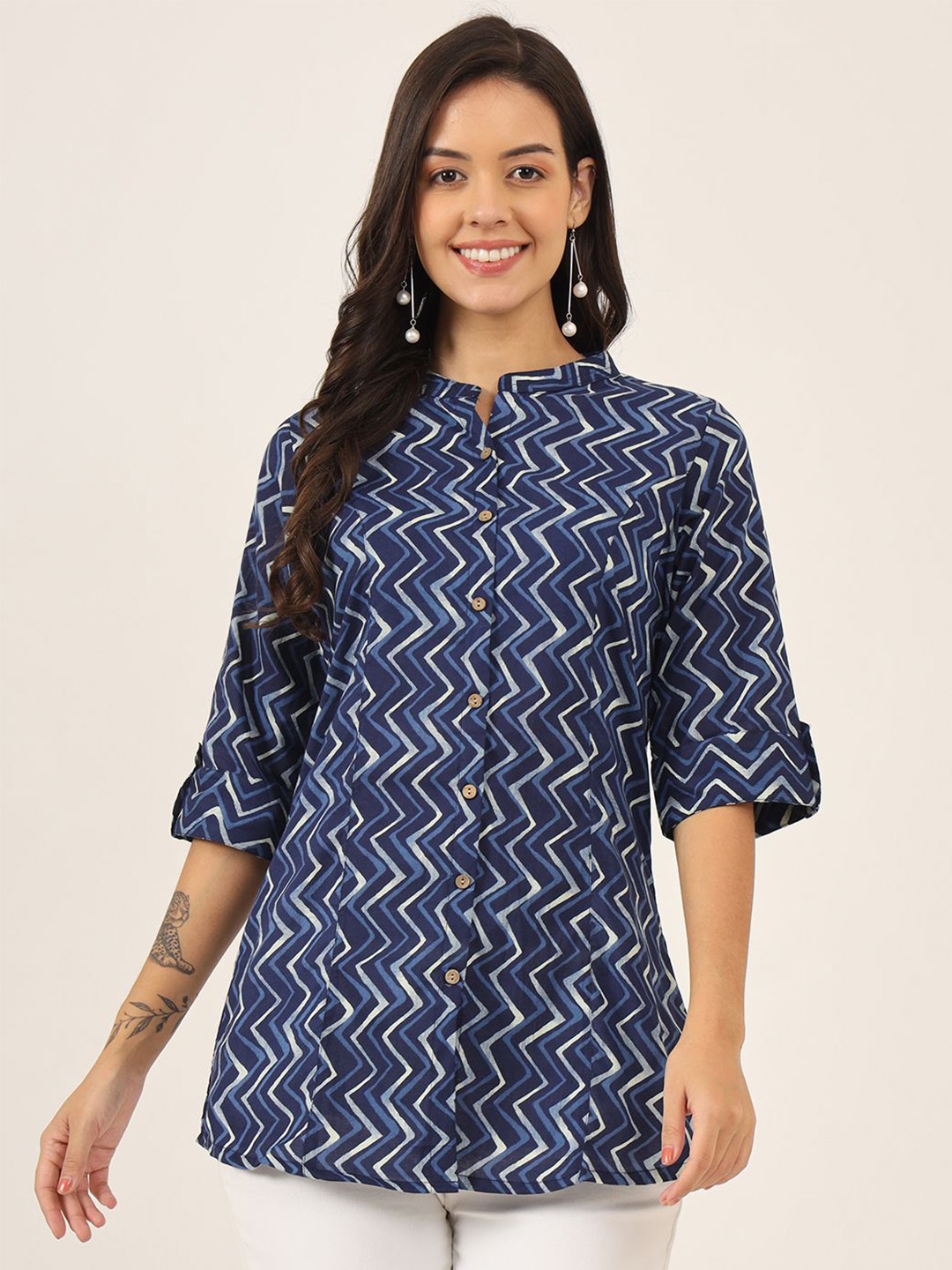 

KALINI Women Abstract Printed Mandarin Collar Cotton Top, Blue