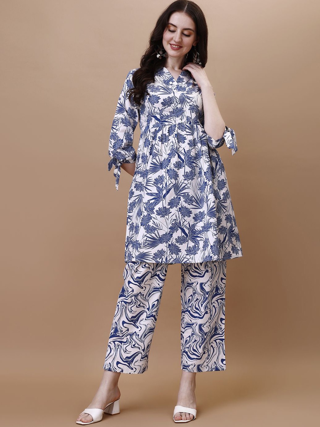 

HERE&NOW Floral Printed V Neck Pure Cotton Tunic With Trouser, Blue