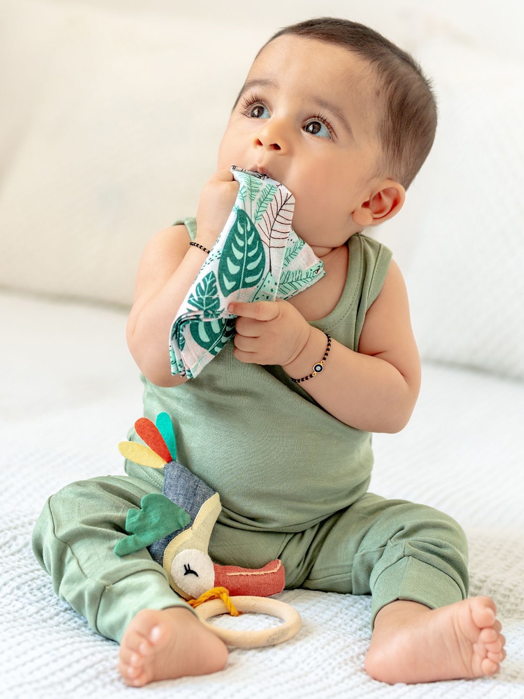 

cocoon care Unisex Infants Printed Bibs, Sea green