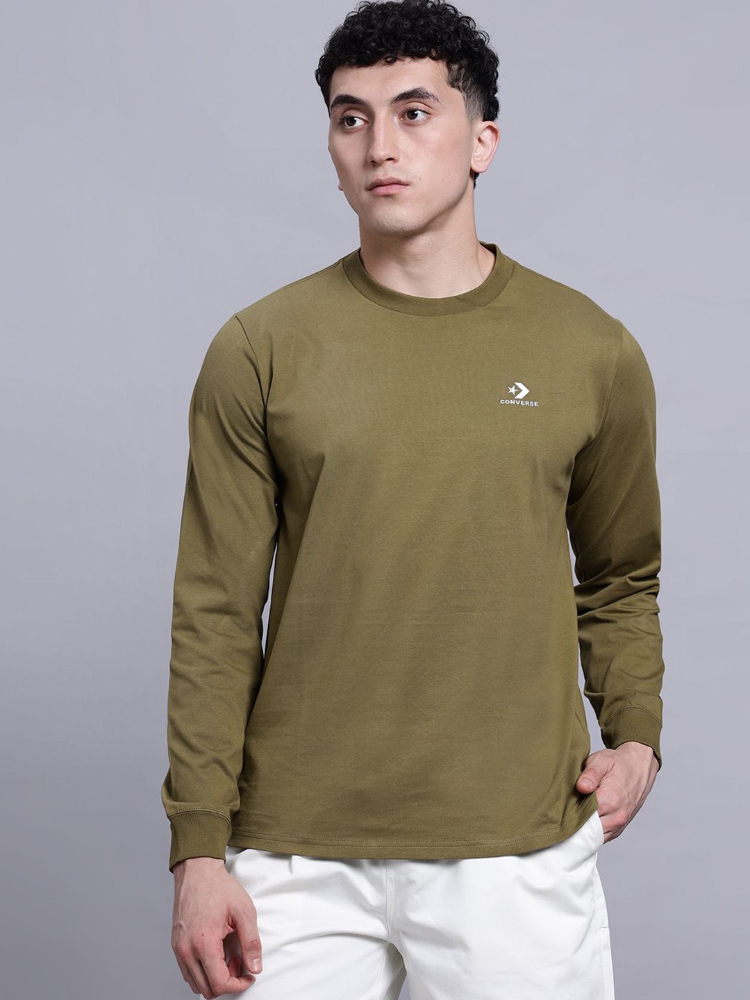

Converse Unisex Go-To Embroidered Star Chevron Standard-Fit T-Shirt, Olive