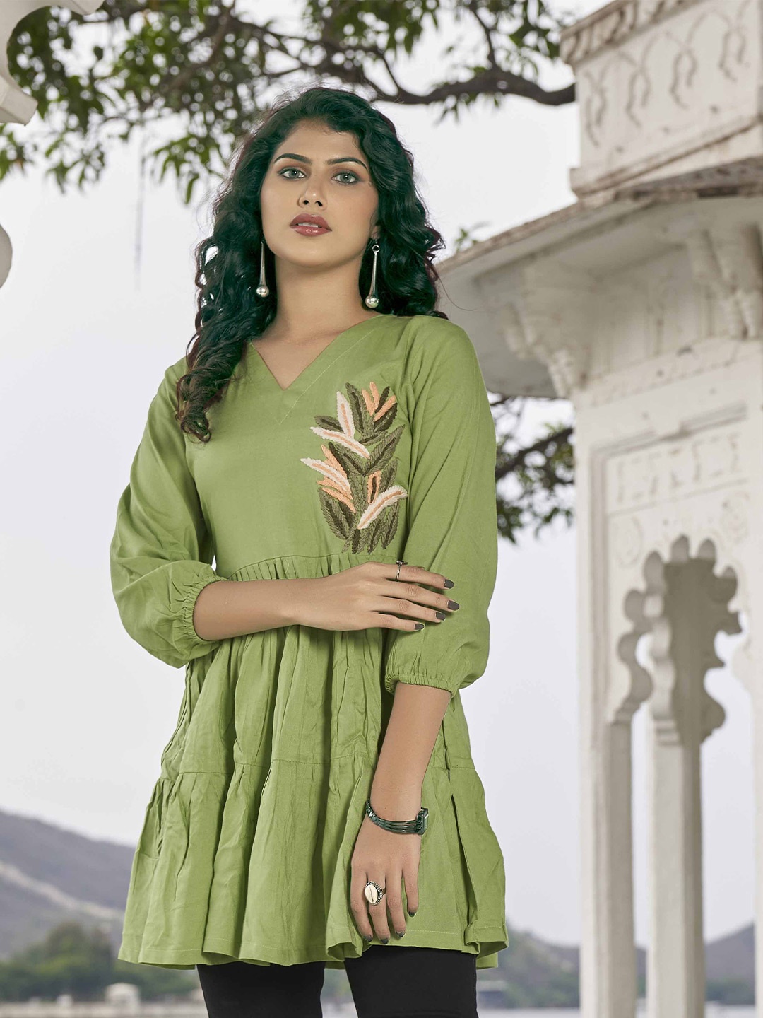 

Puretouch Embroidered Tunic, Sea green