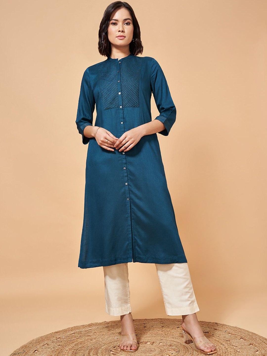 

Marigold Lane Mandarin Collar Straight Kurta, Teal