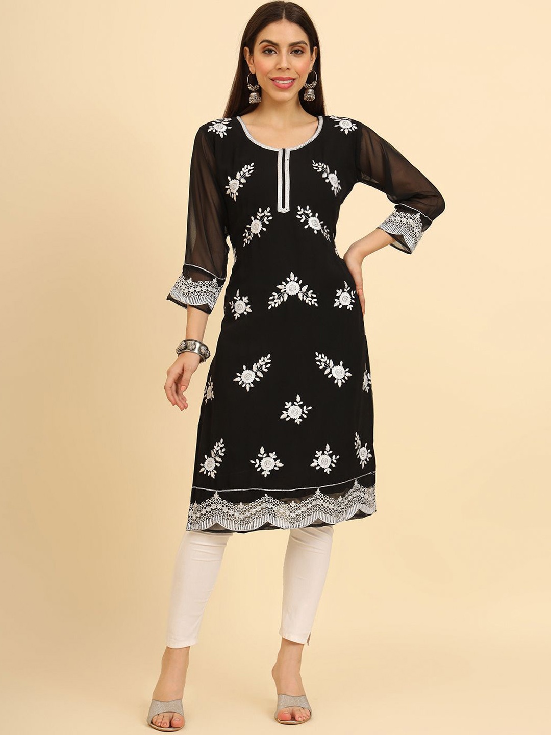 

VAIRAGEE Women Ethnic Motifs Embroidered Flared Sleeves Thread Work Georgette Anarkali Kurta, Black