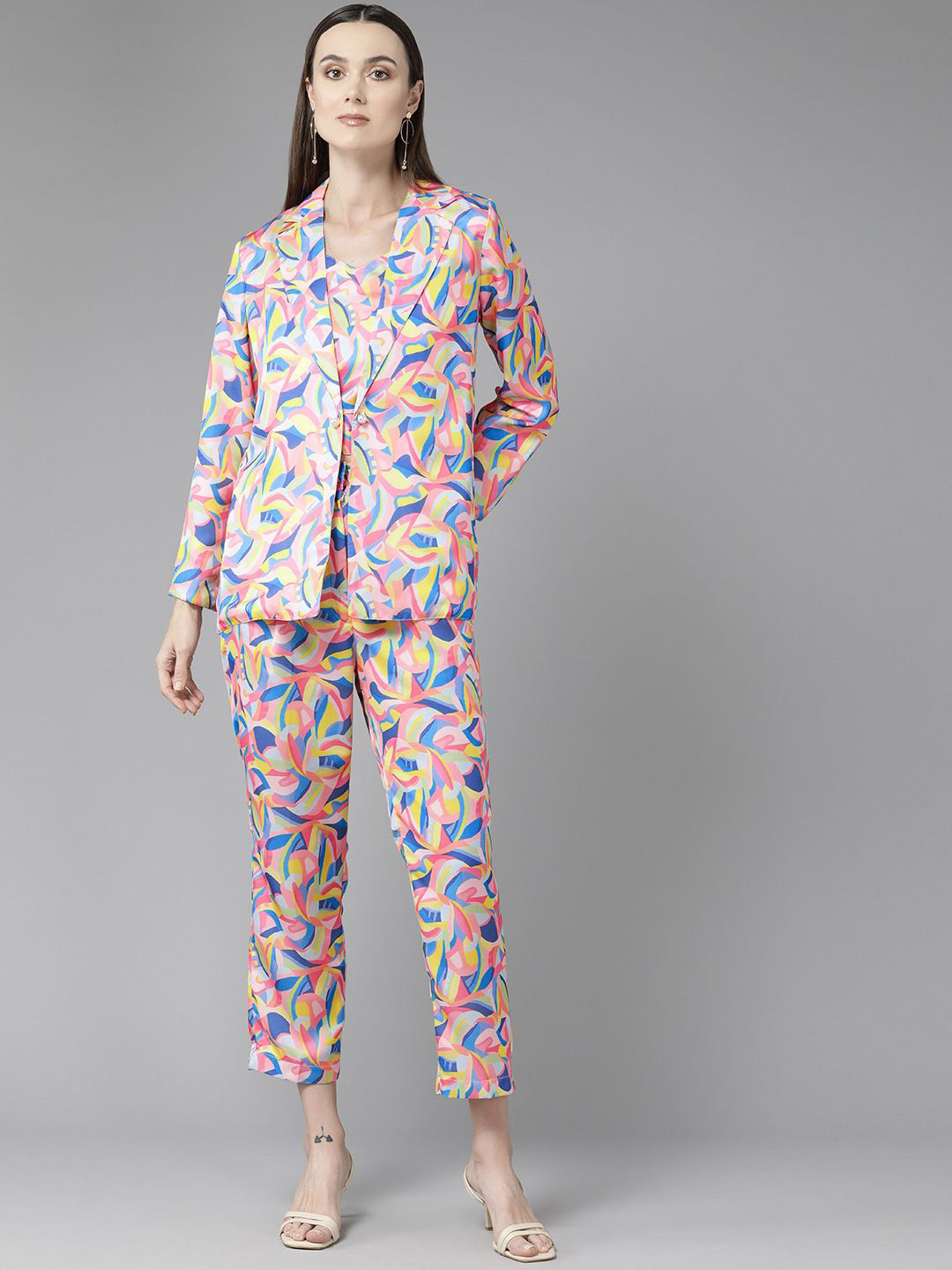 

BAESD Printed Crop Top With Trousers & Coat Co-Ords, White