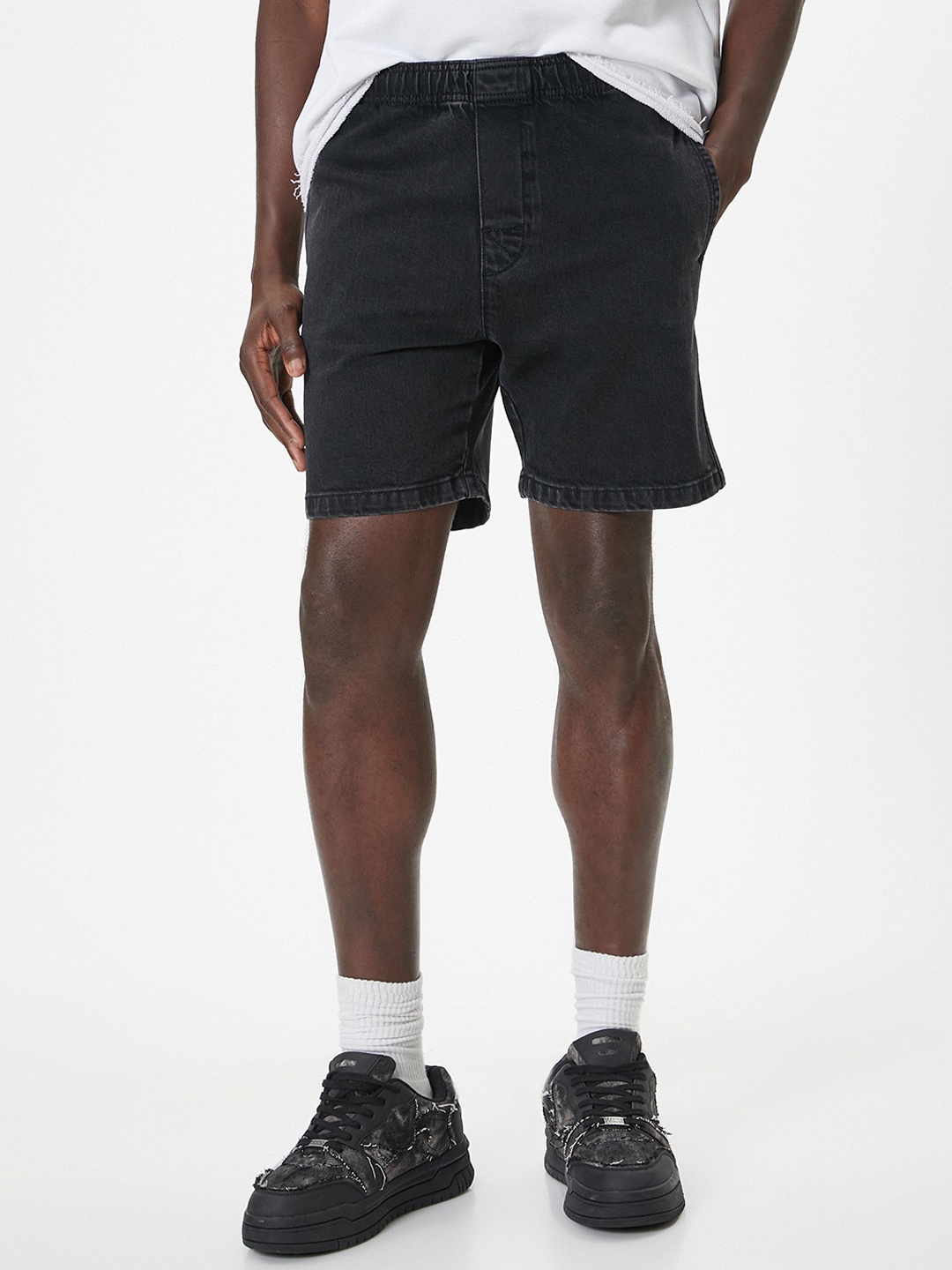 

Koton Men Shorts, Black