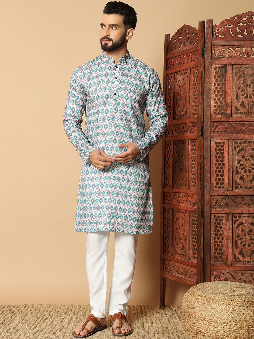 

FoxDX Ethnic Motifs Printed Mandarin Collar Pure Cotton Straight Kurta, Blue