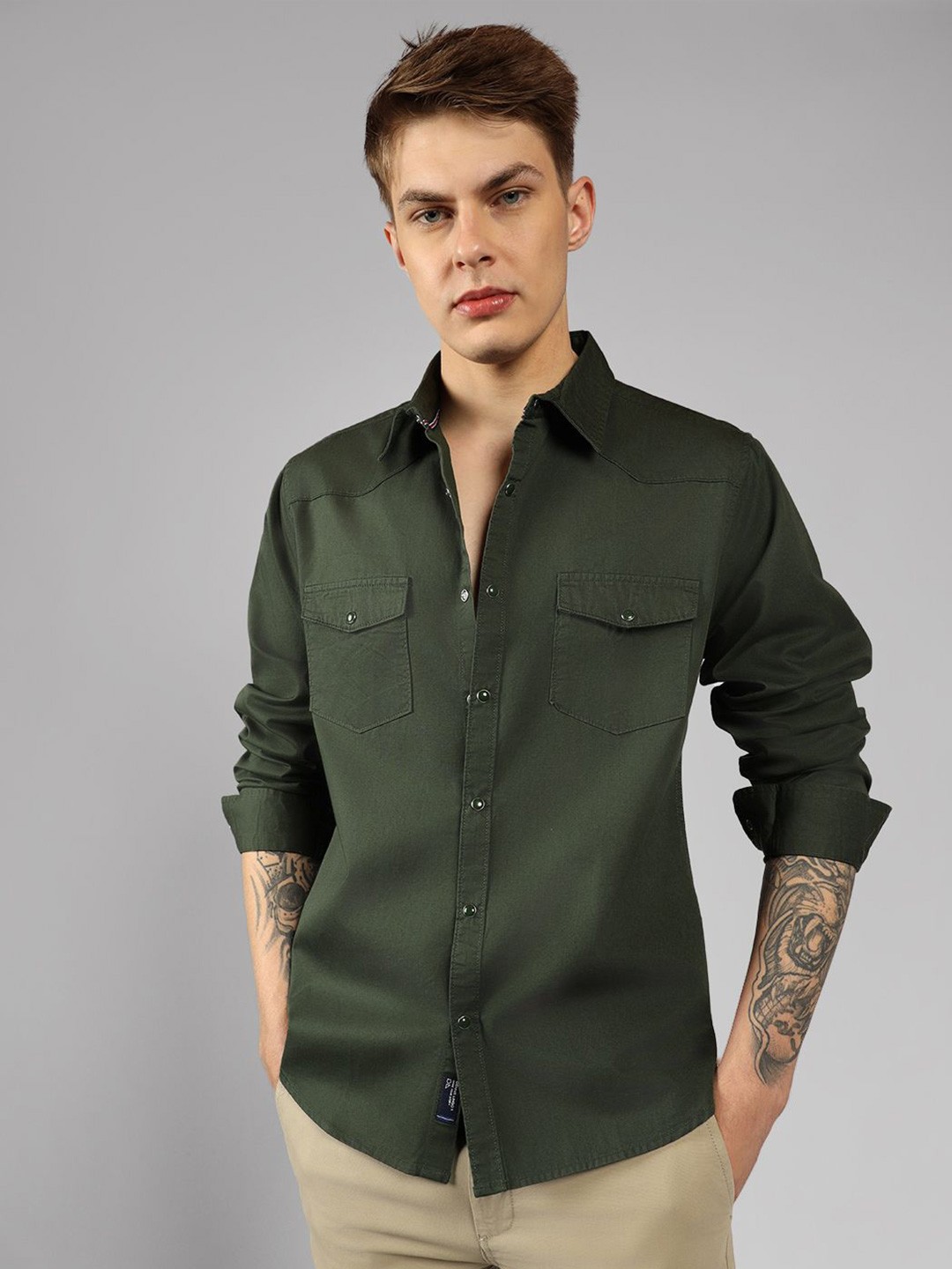 

Dennis Lingo Men Spread Collar Solid Cotton Relaxed Fit Casual Shirt, Olive