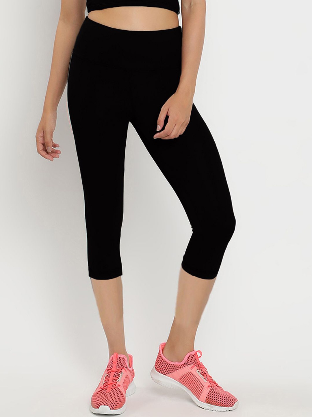 

Wearjukebox Women Dry-Fit Striped Gym Tights, Black