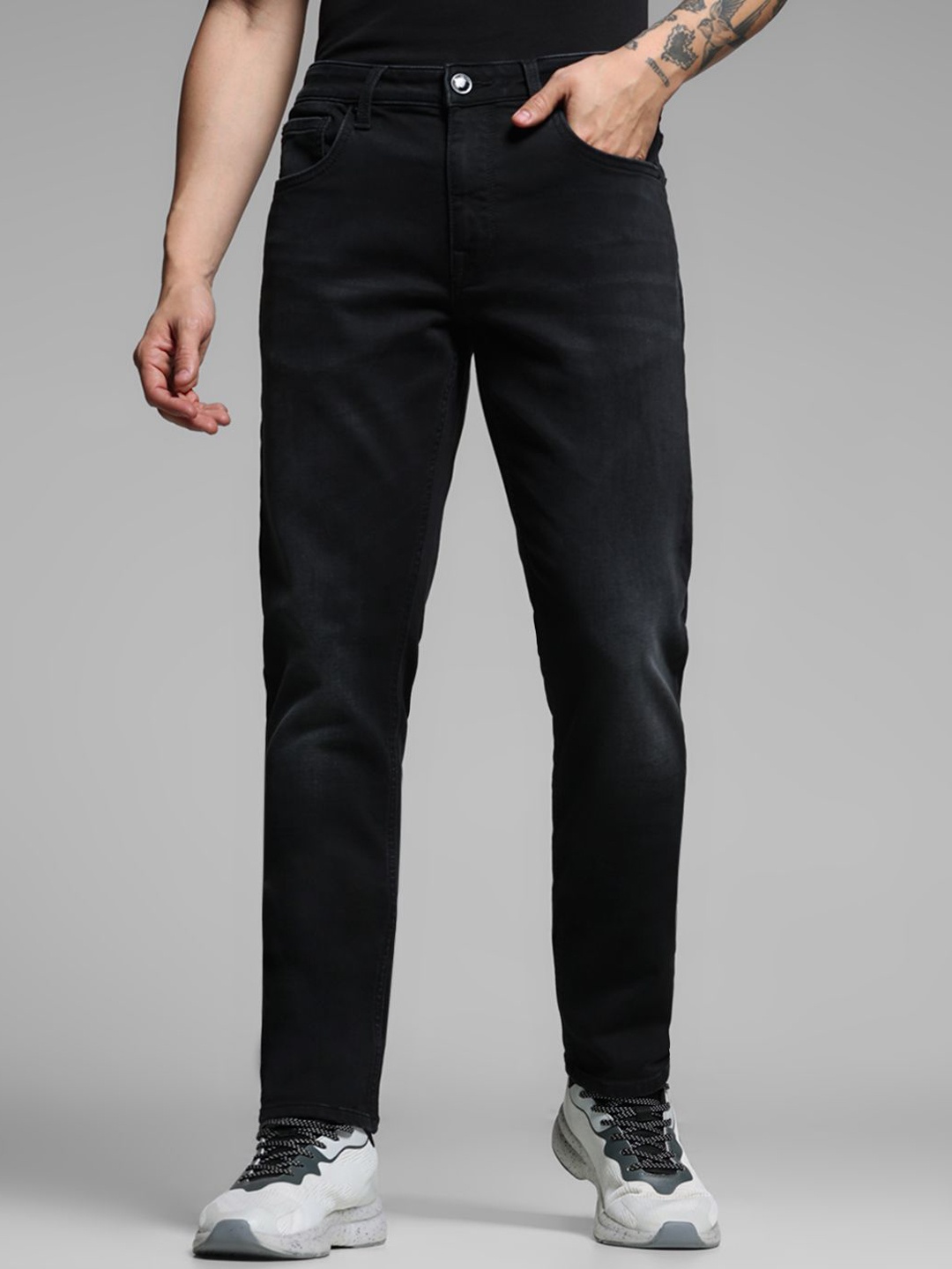 

Jack & Jones Men Slim Fit Low-Rise Stretchable Jeans, Black