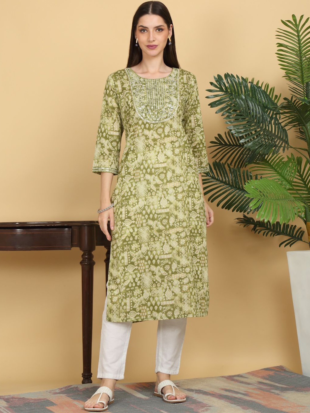 

KALINI Floral Embroidered Sequinned Yoke Design Cotton Straight Kurta, Green