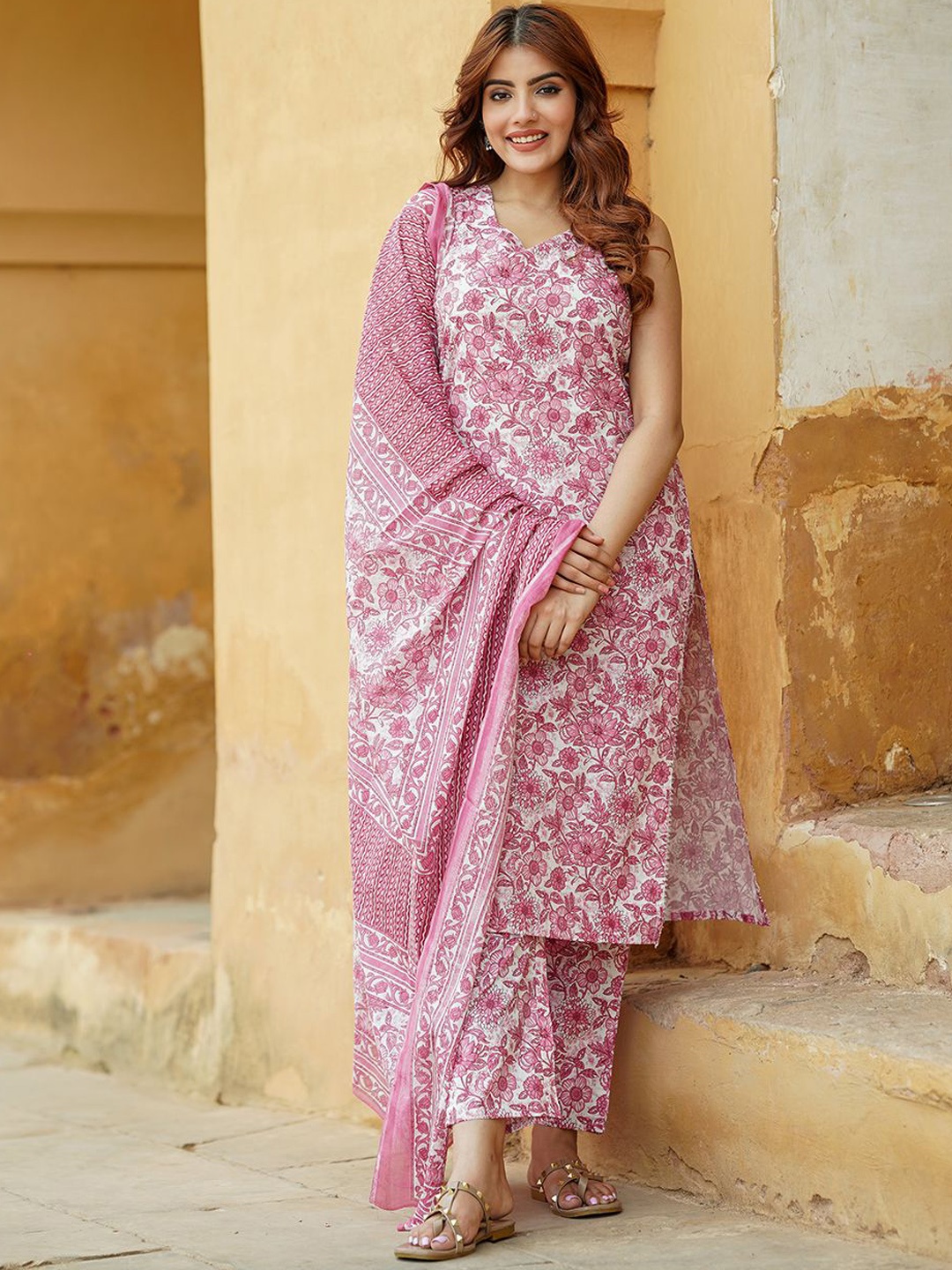 

KALINI Floral Printed Sweetheart Neck Pure Cotton Straight Kurta With Trousers & Dupatta, Pink