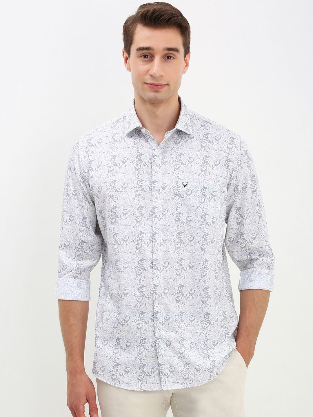 

Allen Solly Men Spread Collar Abstract Printed Cotton Slim Fit Casual Shirt, White