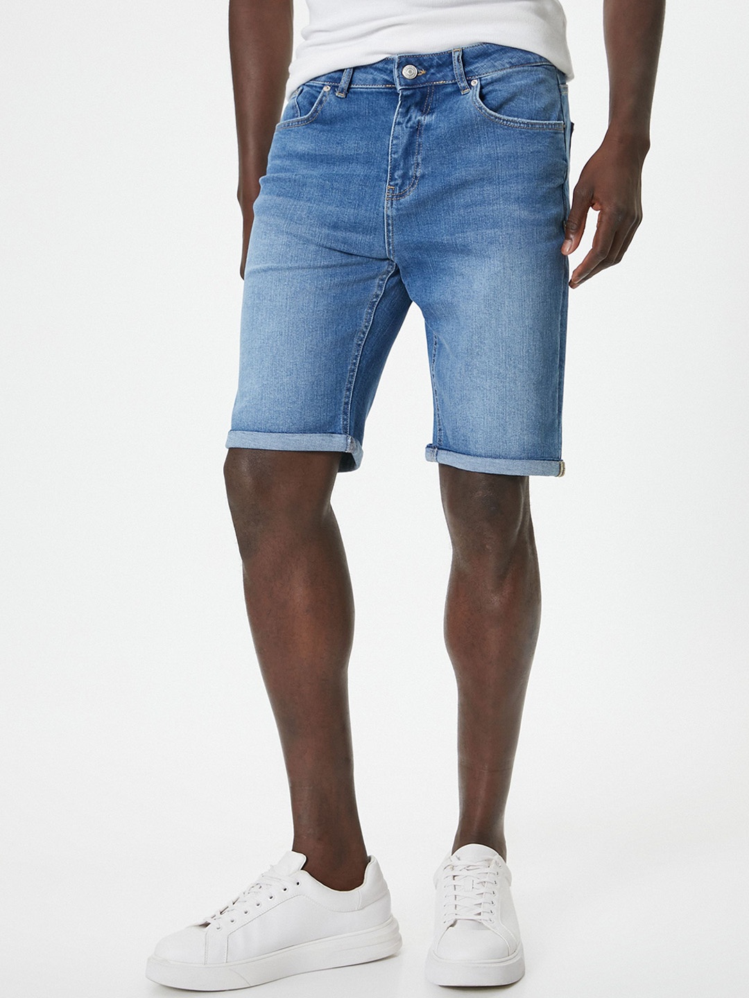 

Koton Men Denim Shorts, Blue