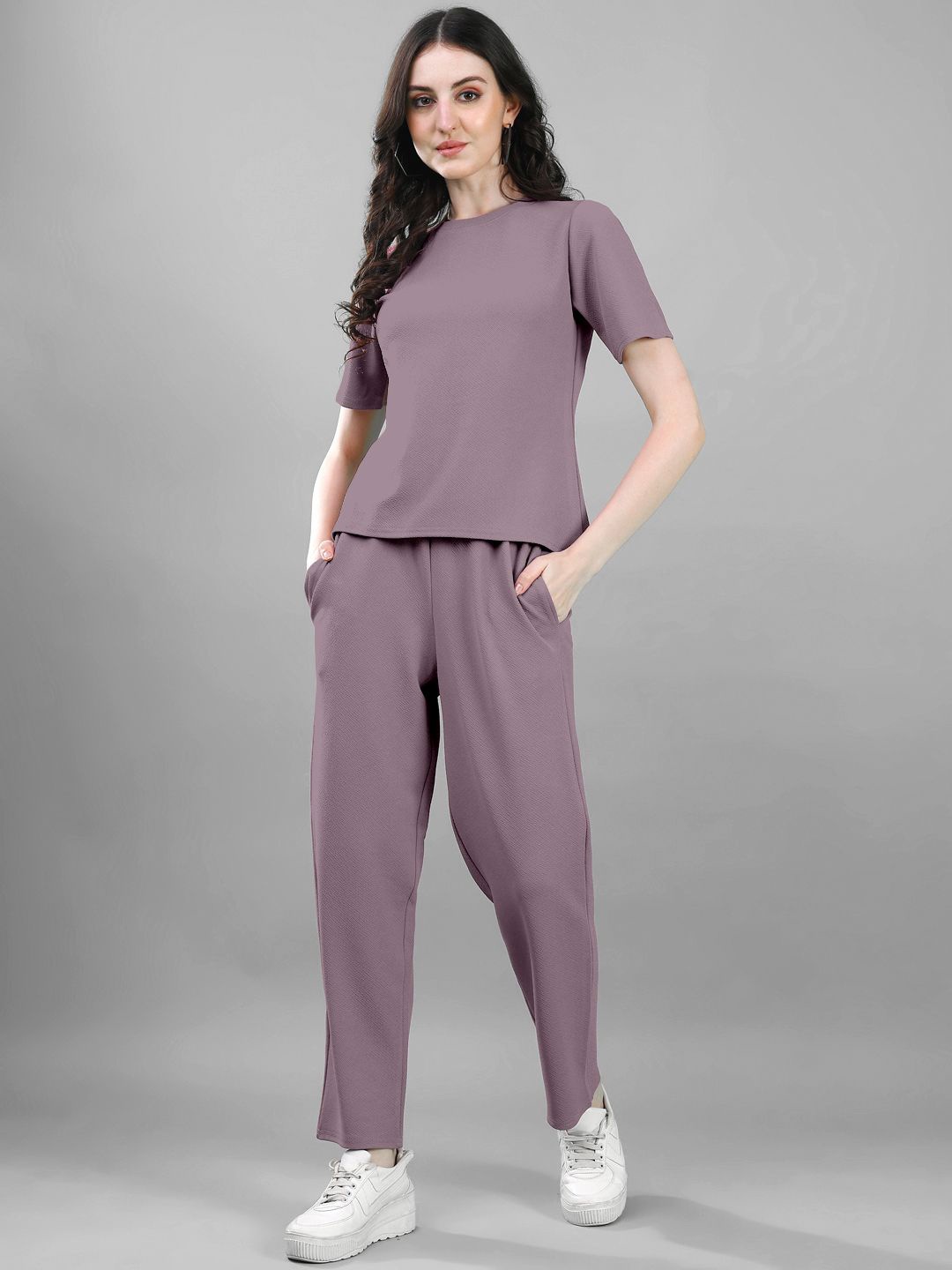 

Selvia Round Neck T-Shirt With Trouser, Purple