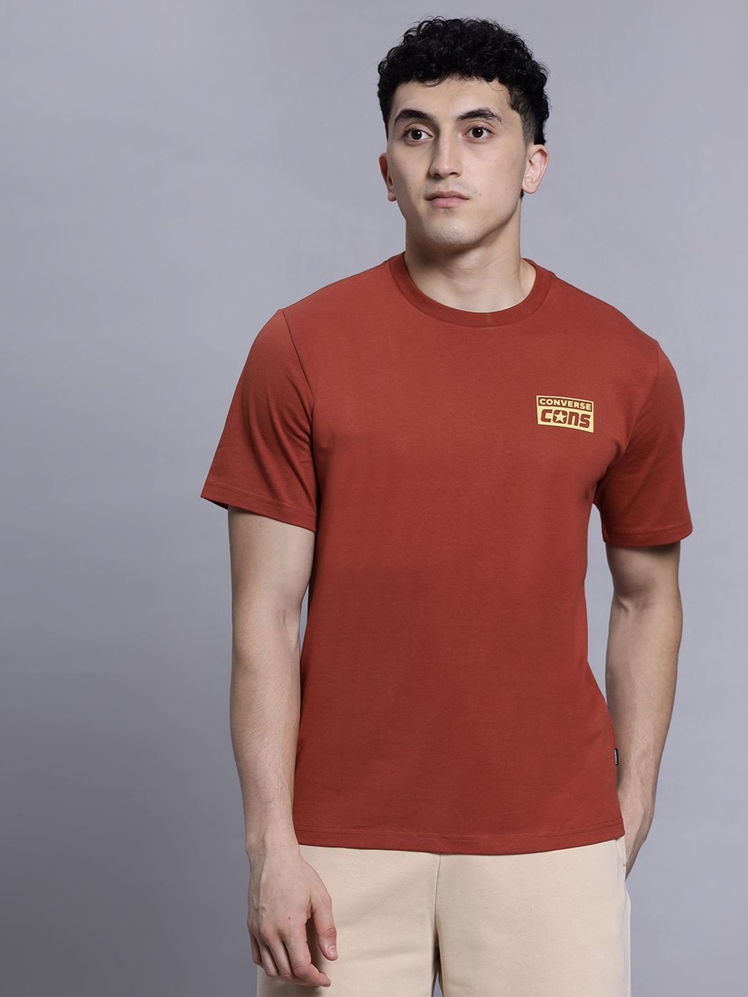 

Converse Men CONS Graphic T-Shirt, Maroon