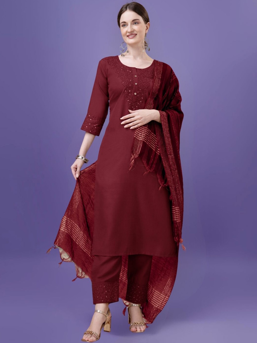 

MAGMINA Floral Embroidered Straight Kurta with Trousers & Dupatta, Maroon