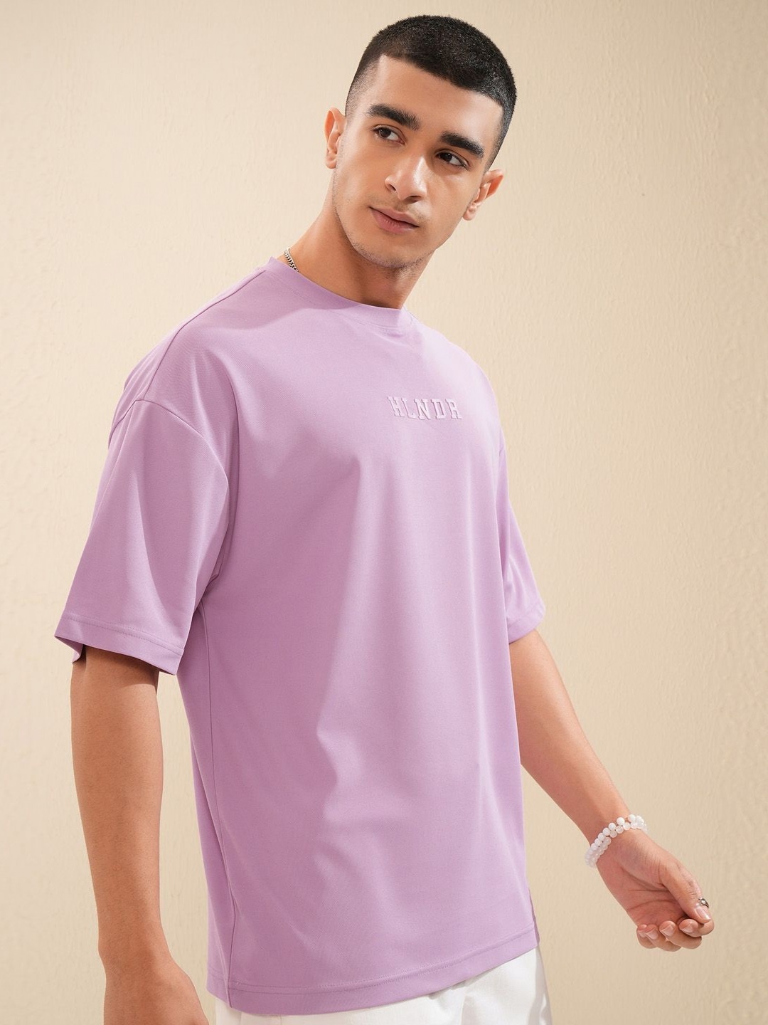 

HIGHLANDER Men Solid Round Neck Oversized Sports T-Shirt, Purple