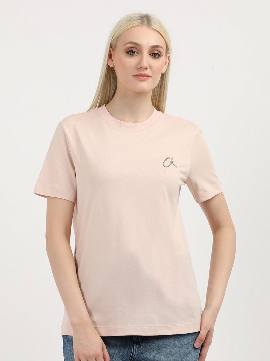 

Calvin Klein Jeans Women V-Neck Drop-Shoulder Sleeves T-shirt, Pink