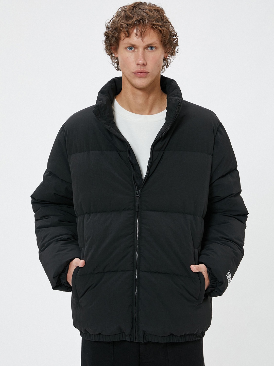 

Koton Men Colourblocked Bomber Jacket, Black