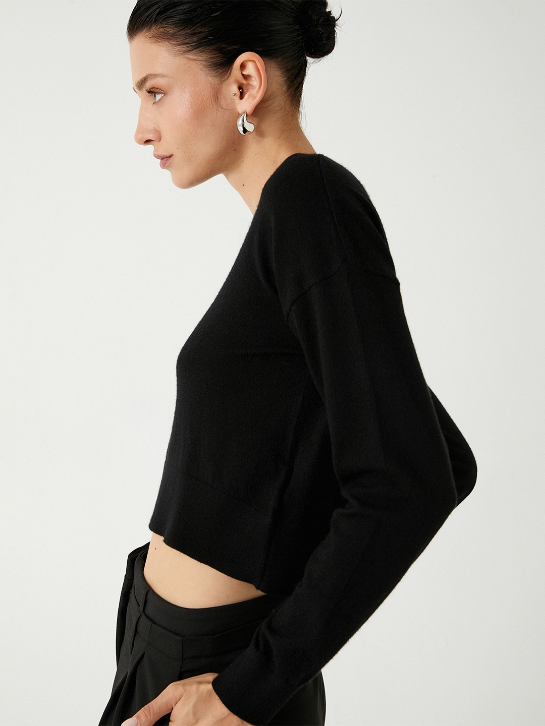 

Koton Women Crop Pullover, Black