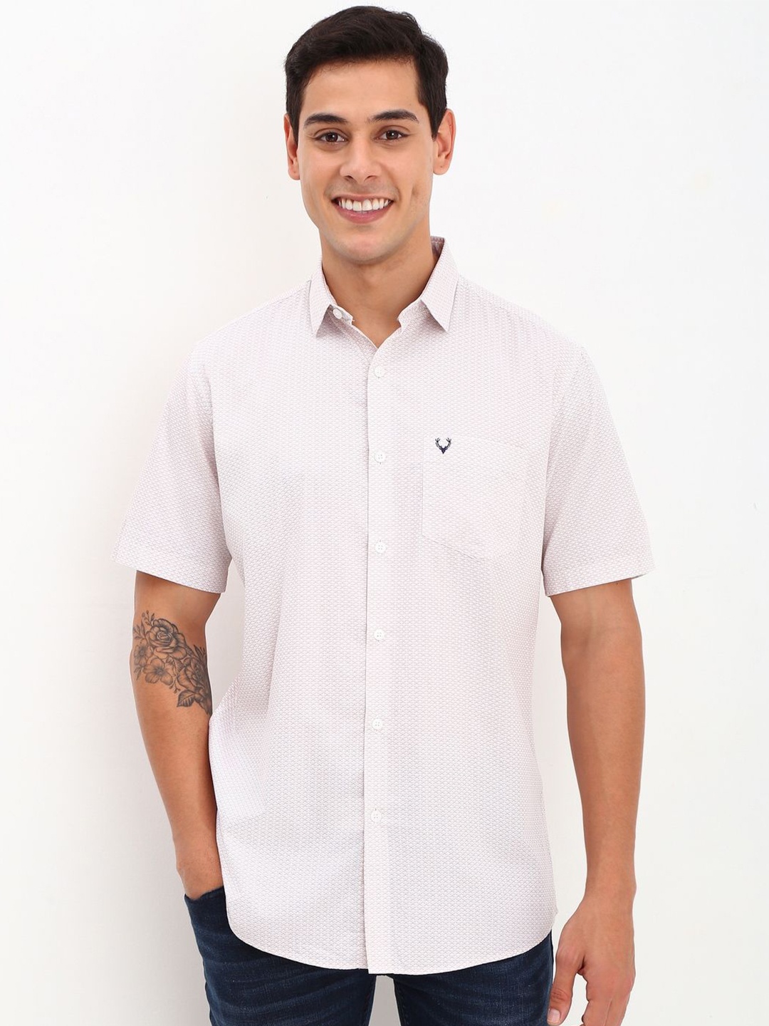 

Allen Solly Men Spread Collar Solid Cotton Slim Fit Casual Shirt, White