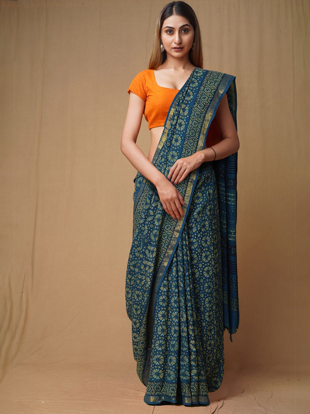 

Unnati Silks Floral Zari Art Silk Handloom Chanderi Saree, Blue