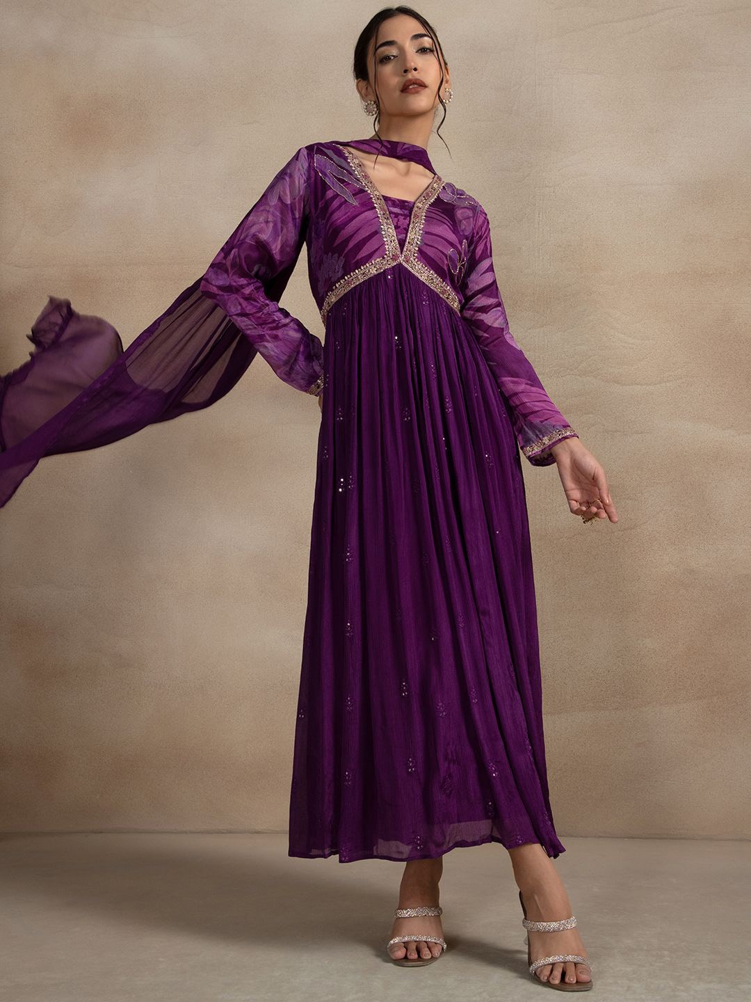 

Rang by Indya Women Yoke Design Cold-Shoulder Sleeves Thread Work Kurta, Purple