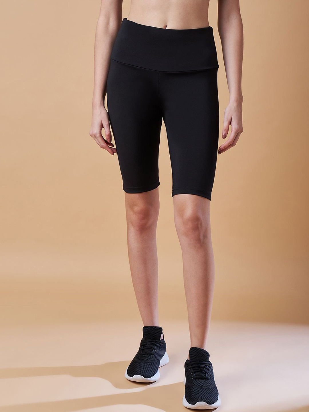 

COLOR CAPITAL Relaxed-Fit Rapid-Dry Tights, Black