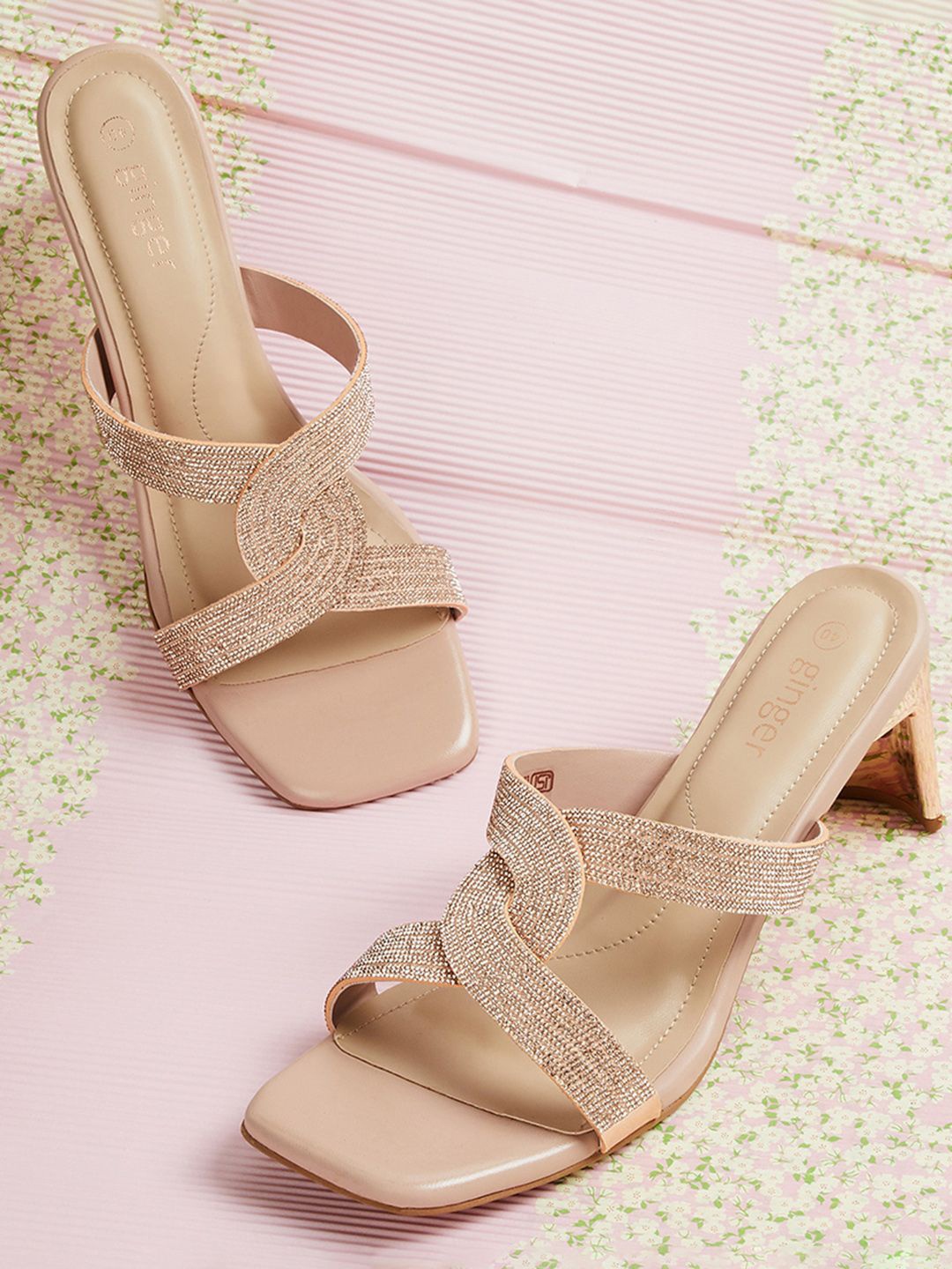 

Ginger by Lifestyle Women Embellished PU Party Block Sandals, Gold