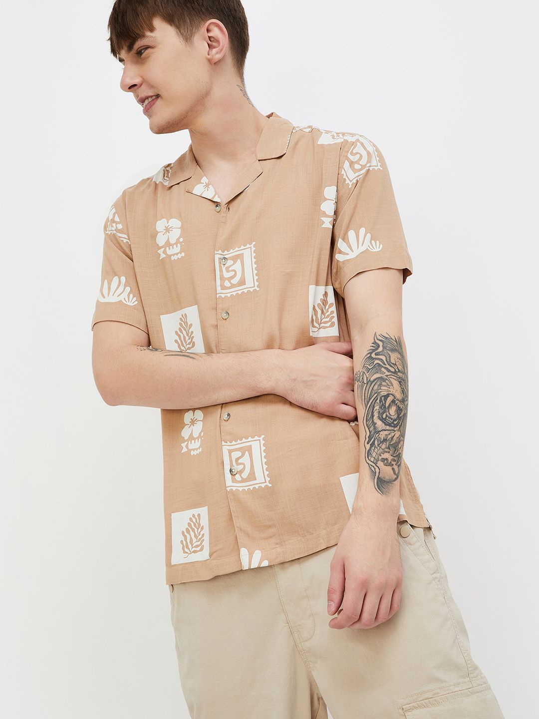 

Fame Forever by Lifestyle Men Spread Collar Abstract Printed Casual Shirt, Beige