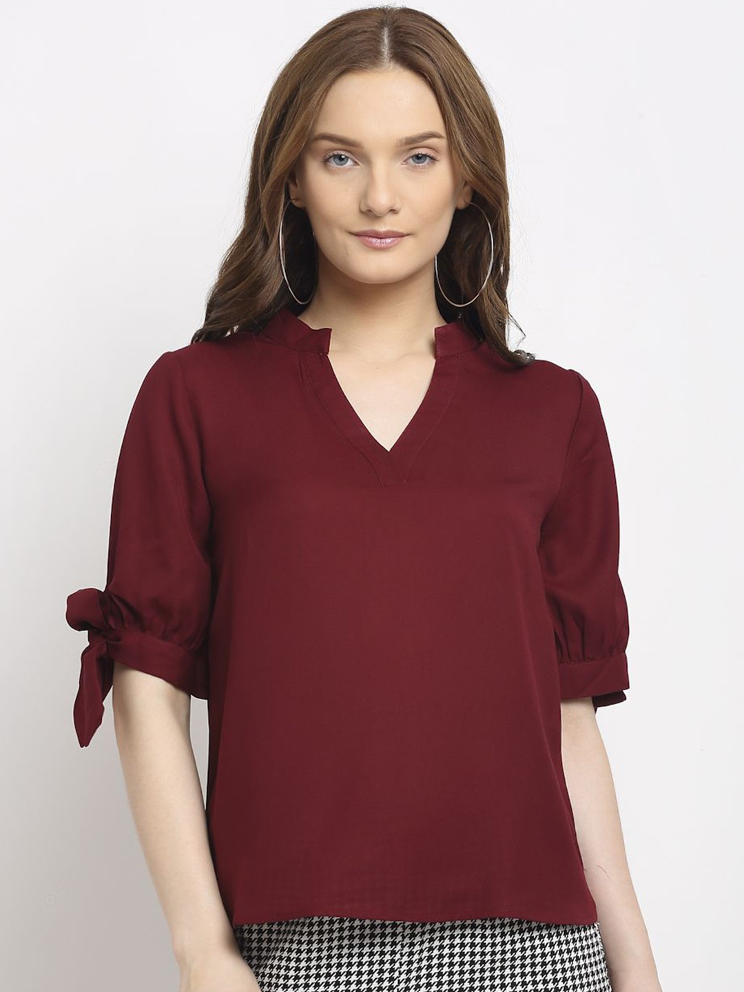 

La Zoire Women Solid Mandarin Collar Top, Maroon