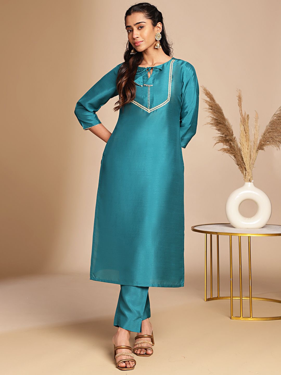 

Janasya Yoke Design Tie Up Neck Gotta Patti Straight Kurta With Trousers, Teal