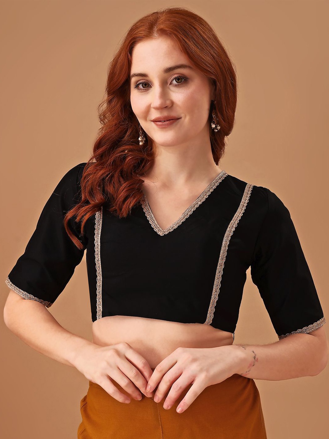 

Tikhi Imli Lace Embellished Saree Blouse, Black