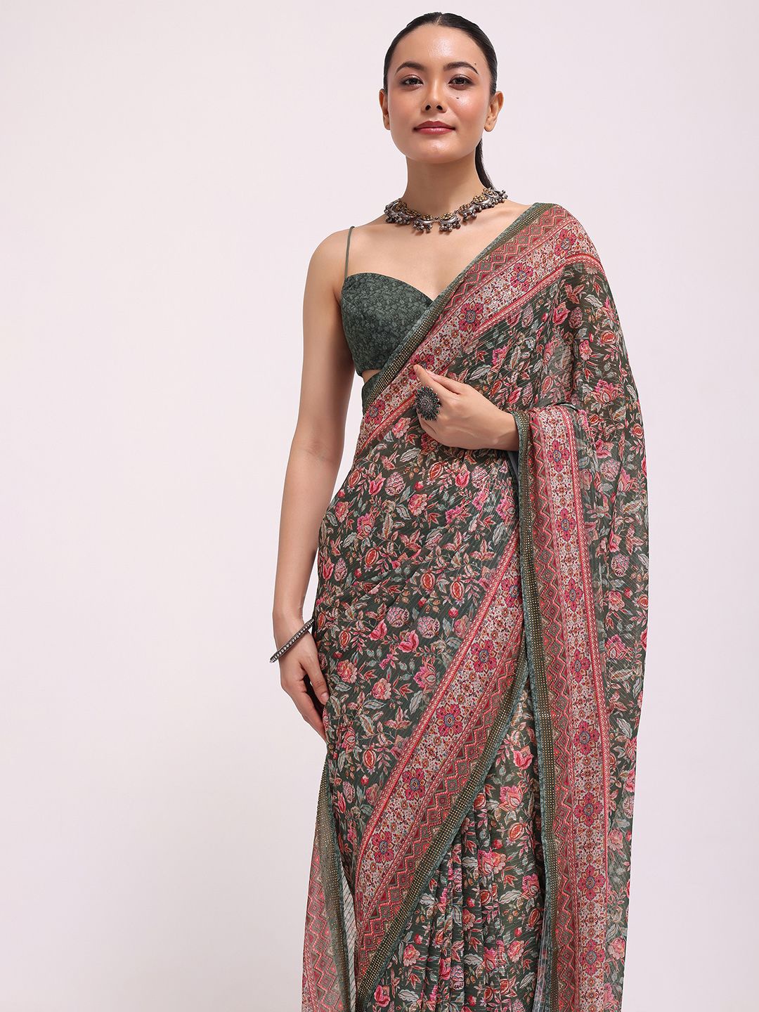 

KALKI Fashion Ethnic Motifs Pure Georgette Saree, Green