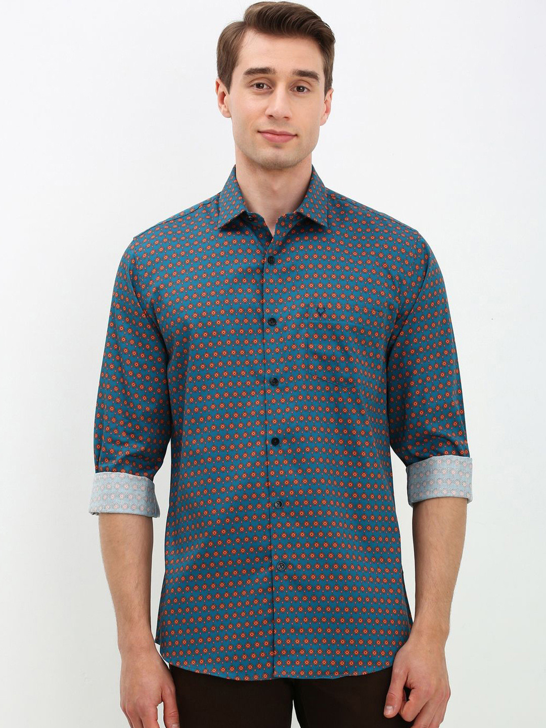 

Allen Solly Men Spread Collar Micro Ditsy Printed Cotton Slim Fit Casual Shirt, Blue