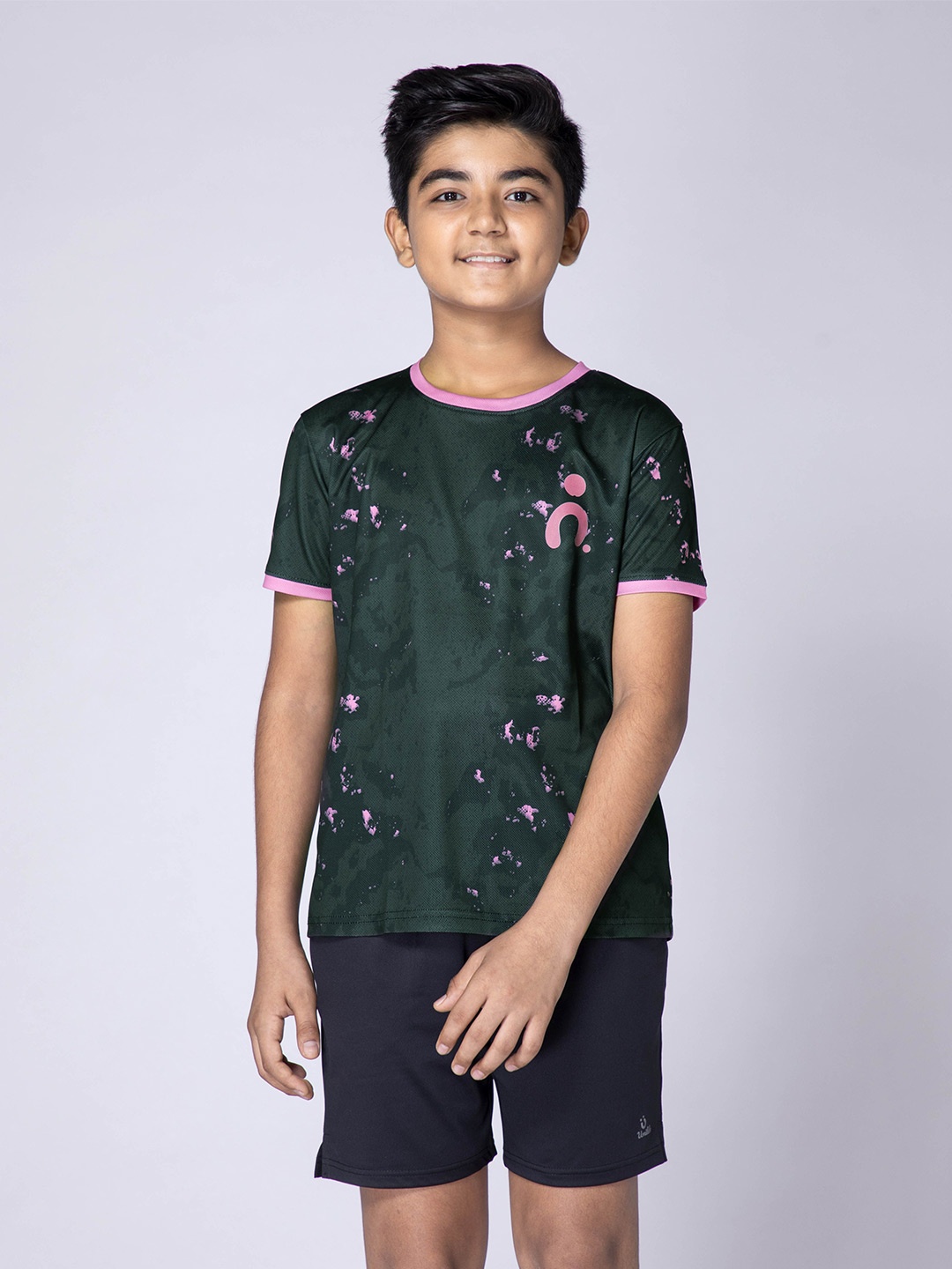 

UMILDO Boys Printed Round Neck T-shirt with Shorts, Green