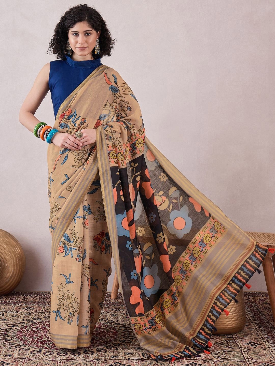 

KALINI Ethnic Motifs Saree, Beige