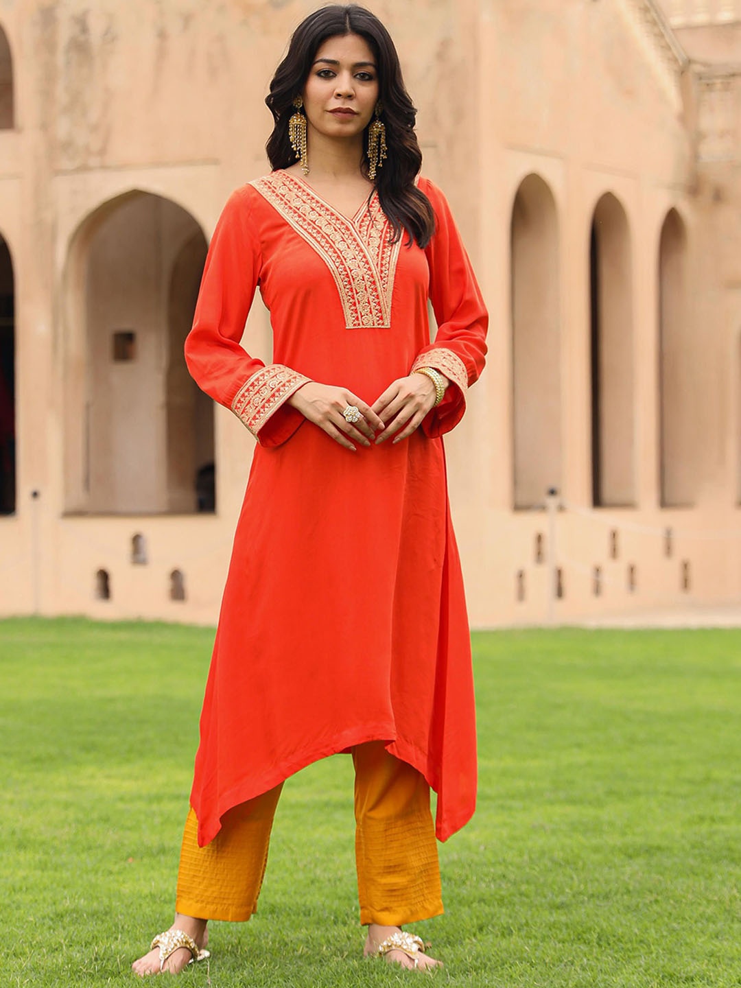 

Juniper Floral Yoke Design V-Neck Sequinned A-Line Kurta with Trousers, Coral