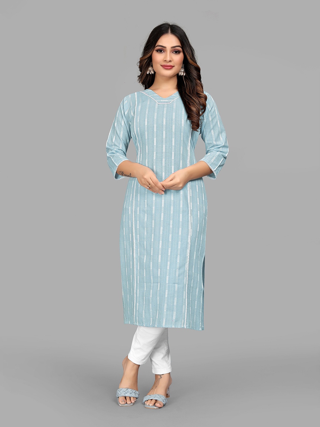 

PARNAVI Striped Cotton Straight Kurta, Blue